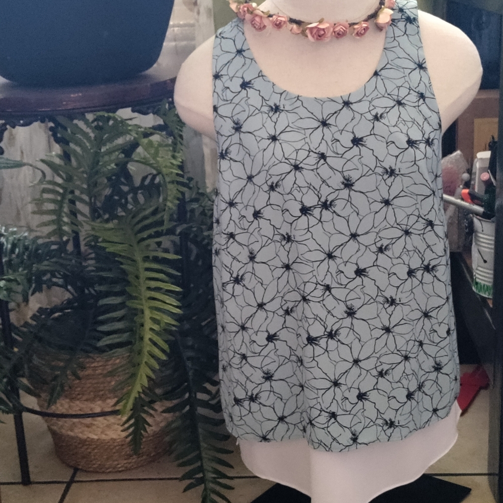 Banana republic floral blouse